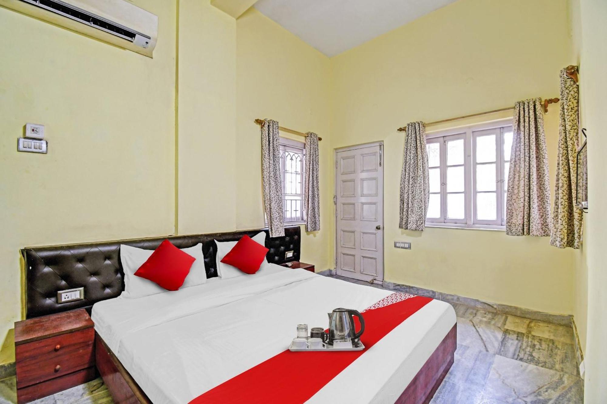 Hotel O R A Homestay Near Acropolis Mall 콜카타 외부 사진